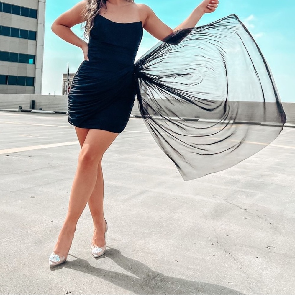 Black Strapless Dress